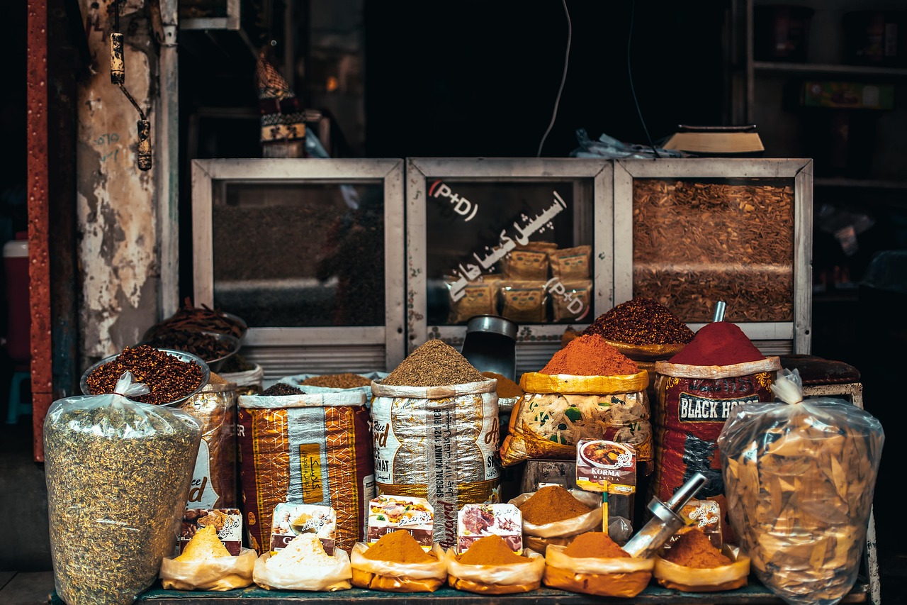 découvrez les traditions culinaires du monde, leurs recettes emblématiques et l’histoire fascinante qui se cache derrière chaque plat. plongez dans les saveurs authentiques et les coutumes gastronomiques de chaque culture.
