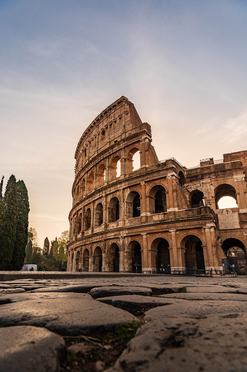 découvrez un itinéraire de voyage complet en italie, incluant les meilleures destinations, conseils pratiques et activités incontournables pour un séjour inoubliable.