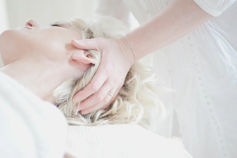 Bienfaits concrets d’une séance de massage tantrique à Paris