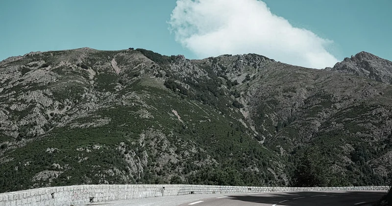 Quelle distance entre Ajaccio et Cala d'Orzu ?